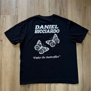Daniel Ricciardo F1 Formula One Racing Enjoy The Butterflies Black Shirt Size Xl